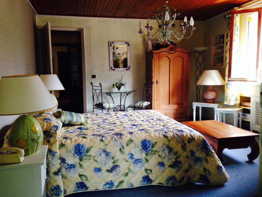 Mas Des Baues Bed & Breakfast Vernet-les-Bains Room photo